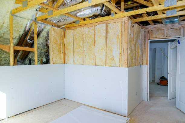 Best Residential Insulation in Lake Waynoka, OH
